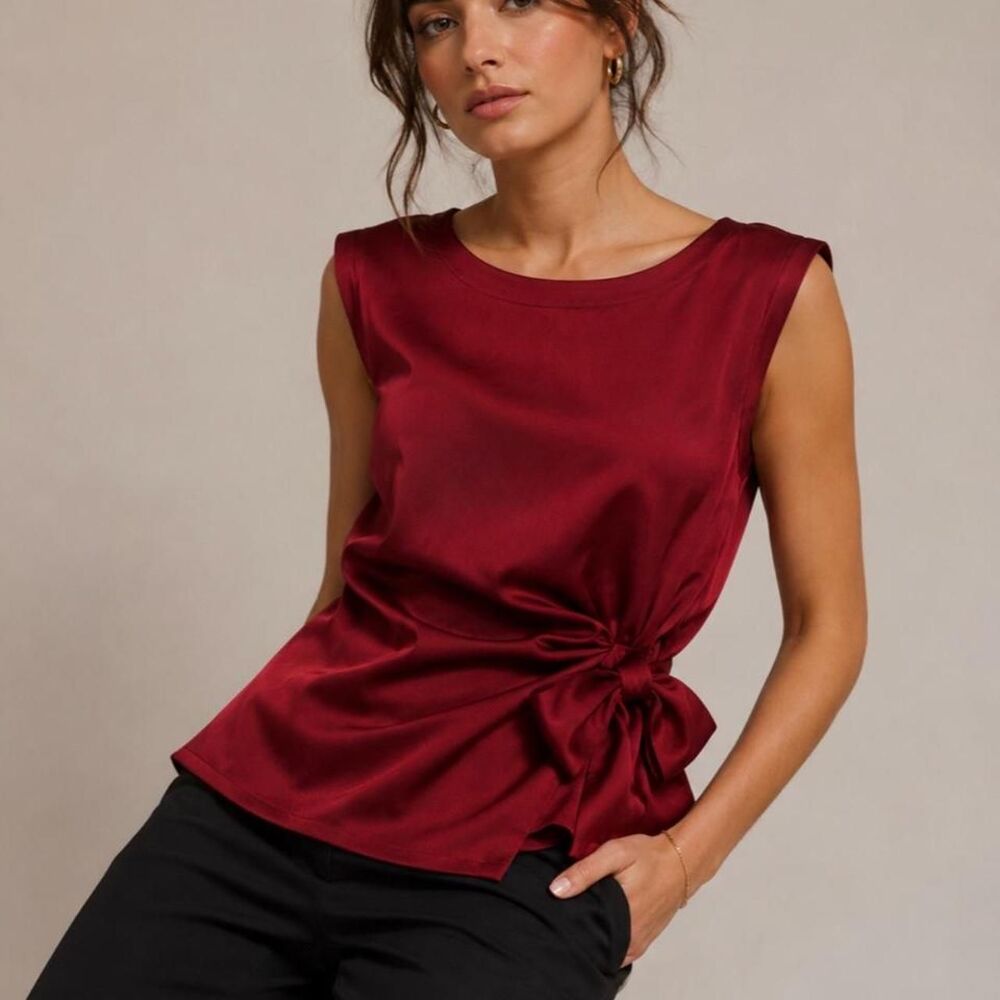 Cynthia Steffe Women's Burgundy and Red Blouse